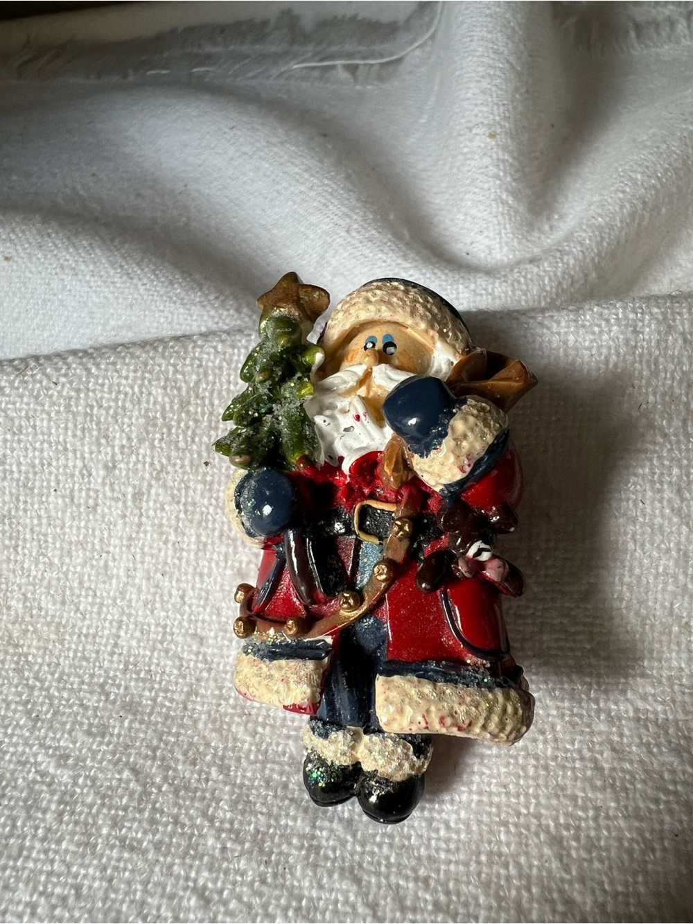 Vintage Christmas Santa Claus Christmas Tree Holiday Brooch Pin